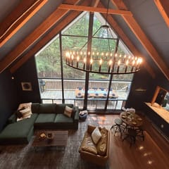Crest View Retreat